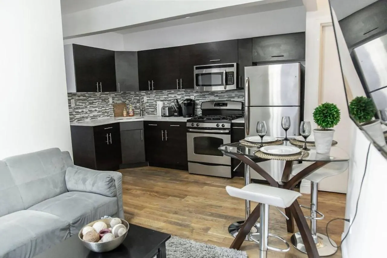 Amazing 3 Beds In Meatpacking/Chelsea/Highline! Hotel New York Apartment